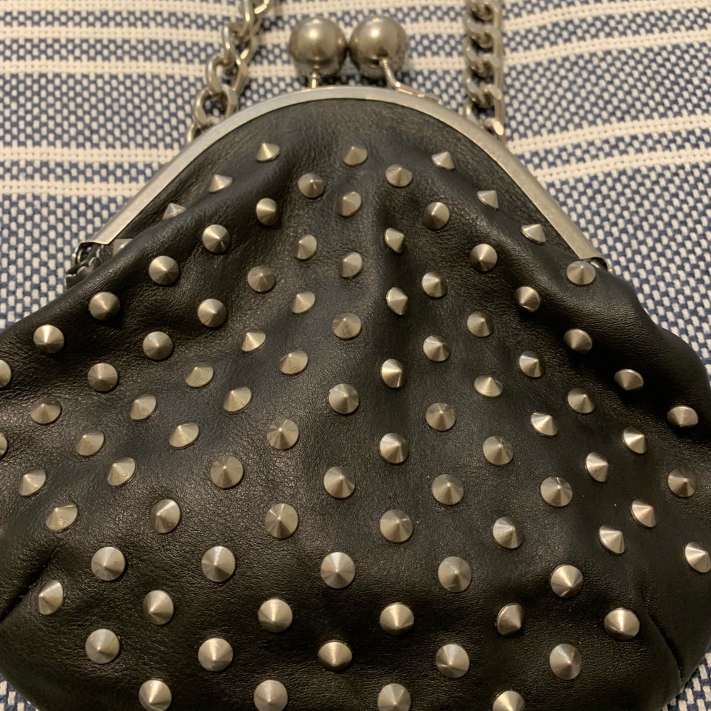 Betsey Johnson crossbody ball clasp purse